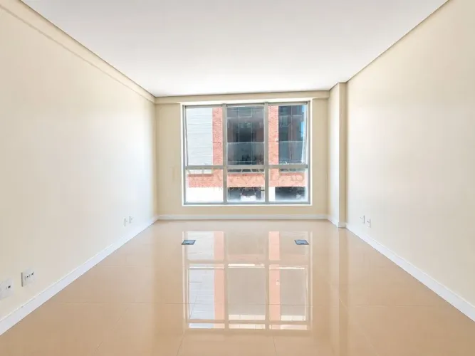 Sala comercial no bairro Trindade, Florianópolis.