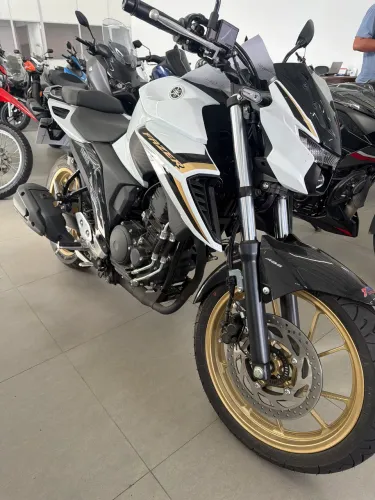 YAMAHA FZ25 ABS 2025