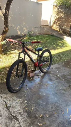 Vendo bike alfameq em ótima conservação