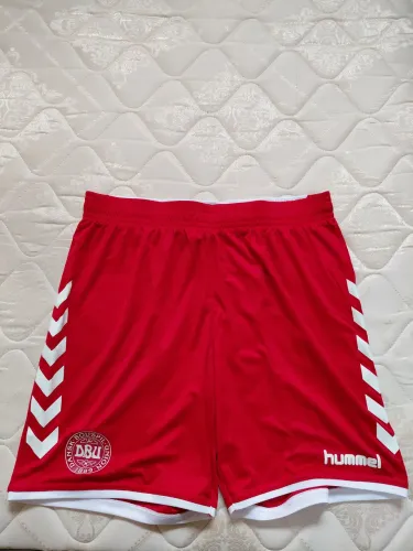 Short hummel GG dinamarca vermelho 2017