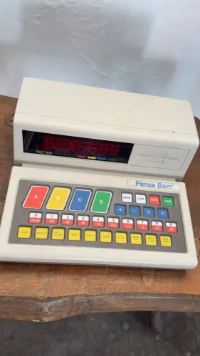 Brinquedo Antigo Pense Bem