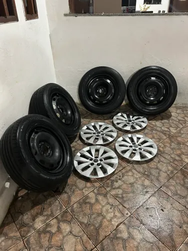 Rodas de ferro aro 15 5x100 com pneus