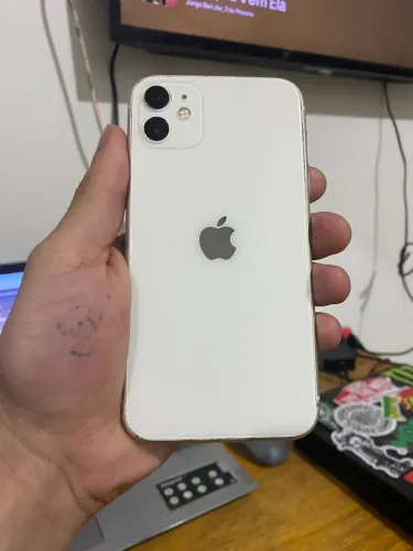 iPhone 11 64gb usado 
