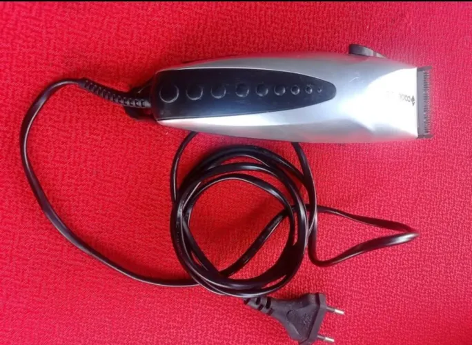 Máquina de corta cabelo