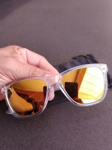 Óculos  transparente dourado , tendência da moda 