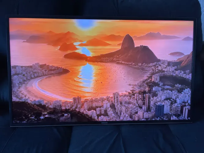 40 Smart tv 4K Samsung 40 Polegadas