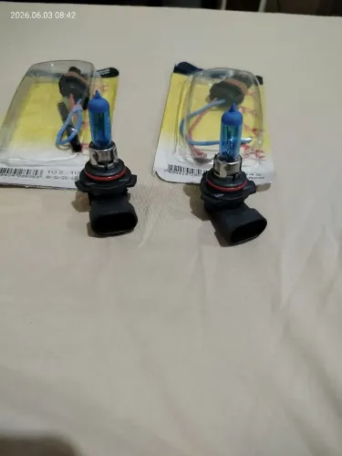 Lâmpadas super brancas para carro.