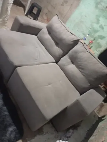 Vendo um sofá com nota fiscal