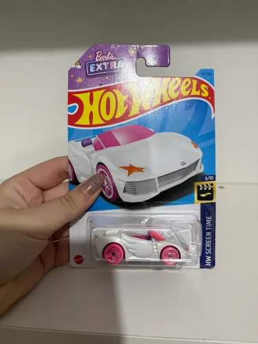 Carro hotwheels Barbie extra 3/10