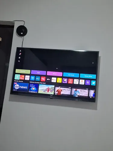 Tv 43 Polegadas Comprei tem menos de 1 mês motivo da venda vou viajar 