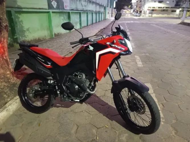Honda xre 300 SAHARA 2024