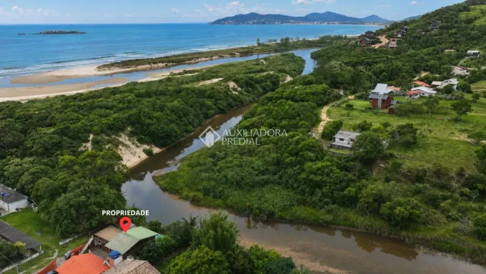 Propriedade à beira do Rio Siriú, a poucos passos da praia