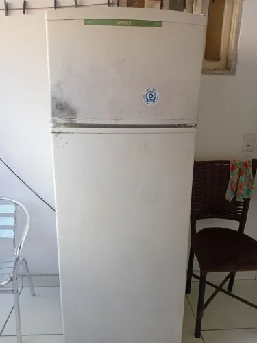 Vende-se Geladeira Consul