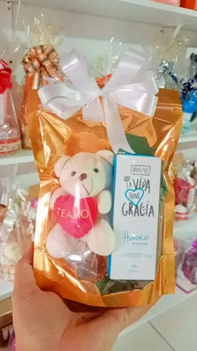 mimos creme para maos e ursinho chaveiro