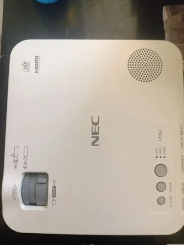 Projetor nec