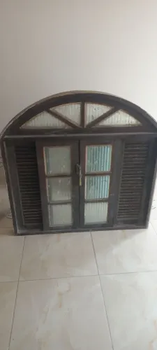 Janela de Madeira Maciça