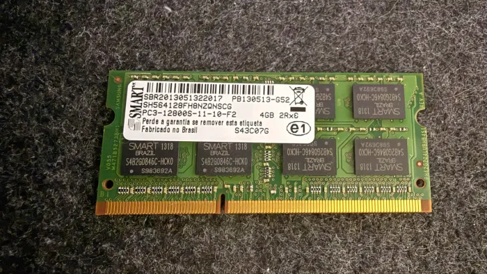Memória RAM 4GB DDR3 PC3 1600MHz Notebook Smart