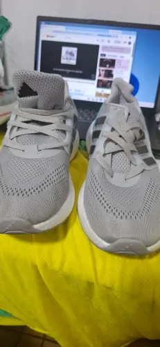 Tenis Adidas Booost