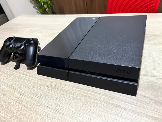 PlayStation 4 Fat Desblk