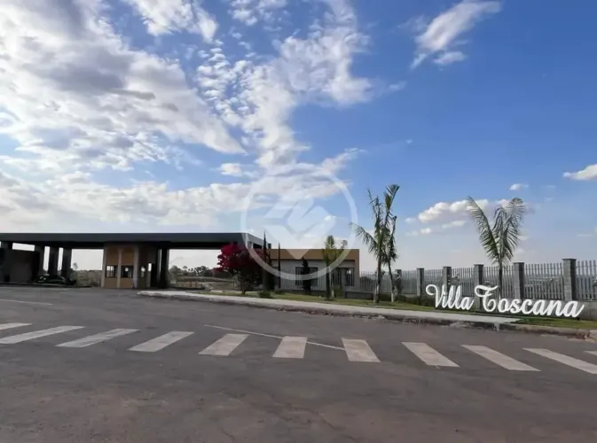 Terreno no Condomínio Villa Toscana codigo: 360927