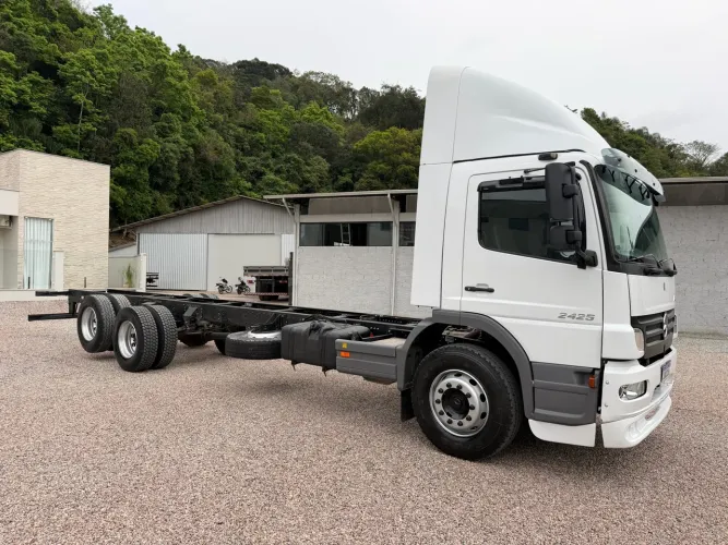 Atego 2425 chassi longo #mas novo do Brasil#