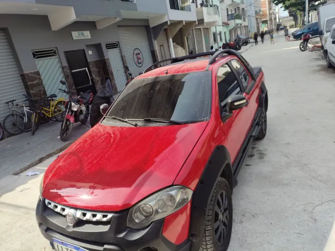 Fiat Strada Adventure1.8/ 1.8 Locker Flex CD 2013