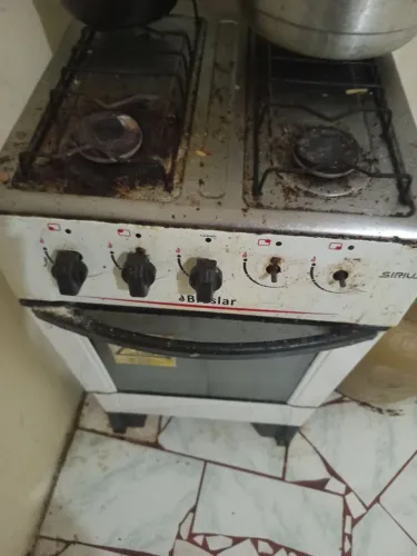 Fogão funciona apenas 1 boca