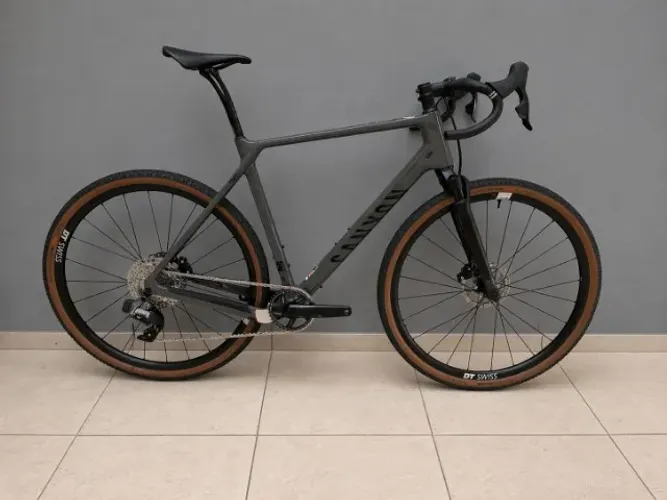 Canyon Grizl CF Gravel