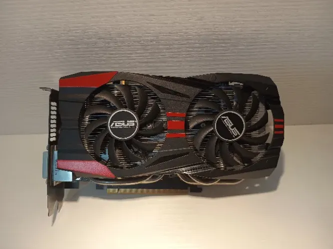 ASUS Nvidia Geforce GTX 760 2GB