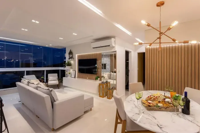 Apartamento no Porto Januária em Itajaí bairro Fazenda