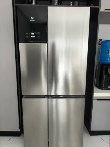 Geladeira electrolux