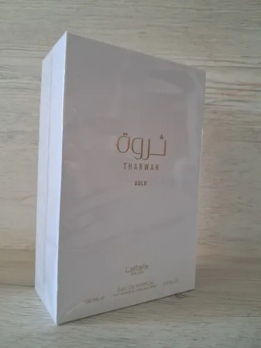 Perfume Lattafa Pride Tharwah Gold Eau de Parfum 100 ml feminino
