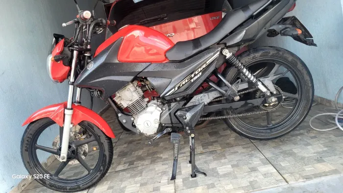 Pare de andar de ônibus!