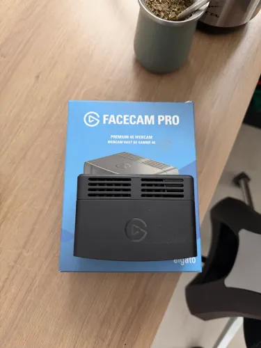 Webcam 4k facecam pro Elgato