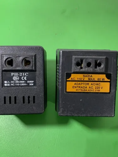2 transformadores 220v para 100volts aparelhos pequenos usados