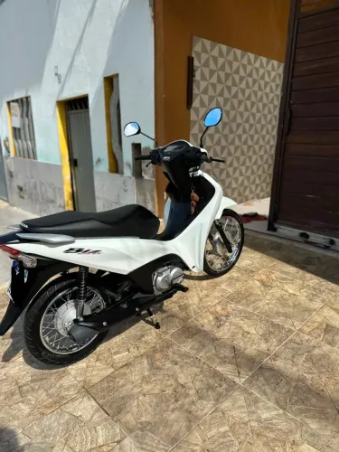 Biz ES 125 2025