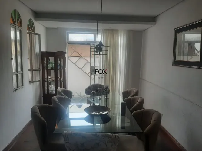 Casa com 5 quartos à venda em Belo Horizonte