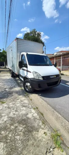 Iveco 70c16 baú