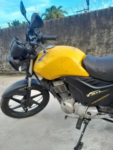 FAN 150 2013 R$ 4.000,00