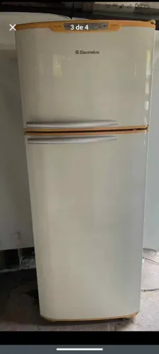 Vendo geladeira Eletrolux dff44 froosfre