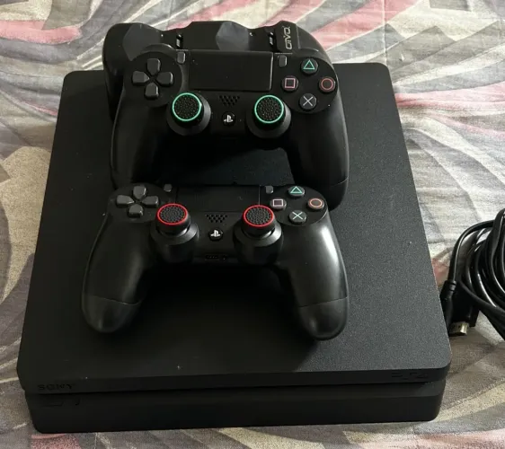PlayStation 4 Slim 1TB Completo