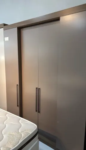 VENDO GUARDA-ROUPA NOVO, NUNCA USADO!