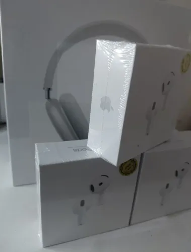 Airpods 4. Android e IPhone