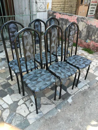 Seis cadeiras avulsas de cozinha
