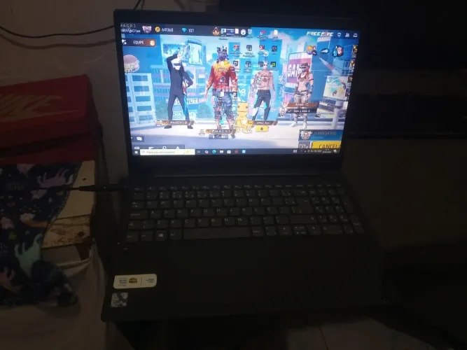 Vendo notebook da Lenovo i3 10 geração 