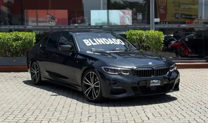 BMW 320I A 2.0 TB M Sport Activeflex 16V 4P 2022