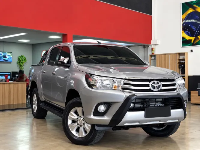 Toyota Hilux CD SRV 4X4 2.8 TDI Diesel Aut. 2016