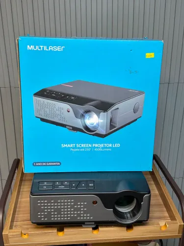 Projetor Mult Full HD 4500 Lumens