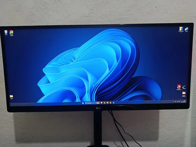 Monitor LG UltraWide 25
