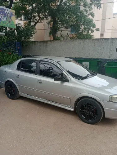 Chevrolet Astra GL Milenium 1.8 MPFI 4P 2000